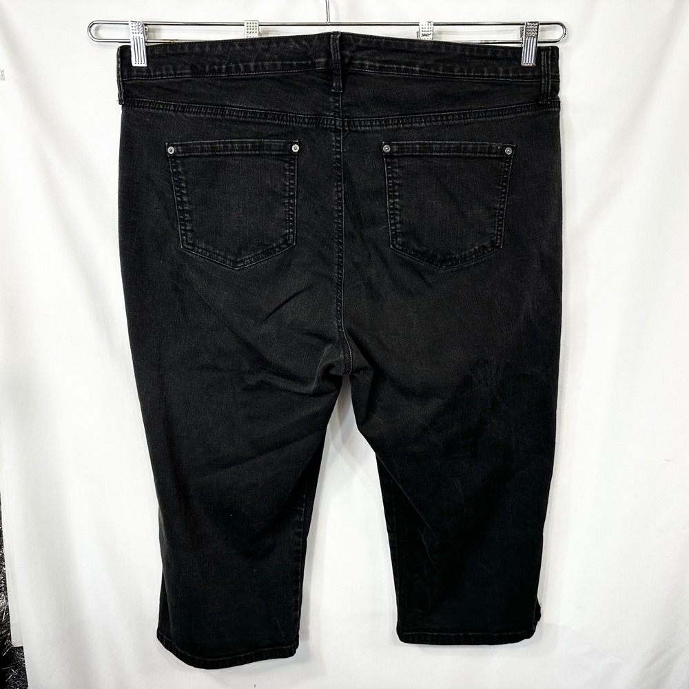 Gloria Vanderbilt Plus Size 18 Capri Jeans Black Rail Straight Denim Cropped 293 - Picture 2 of 6